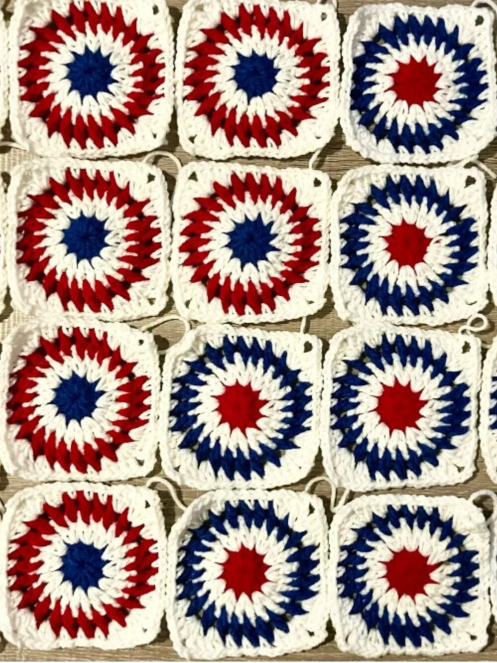 20 Handmade Starburst Squares - Americana DIY Fashion & Home